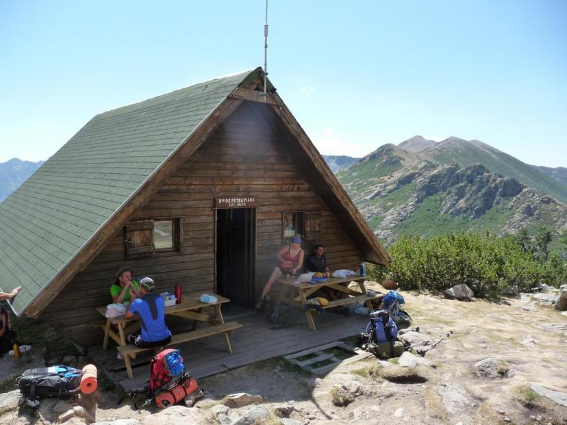 Refuge d'Ortu di u Piobbu image 1